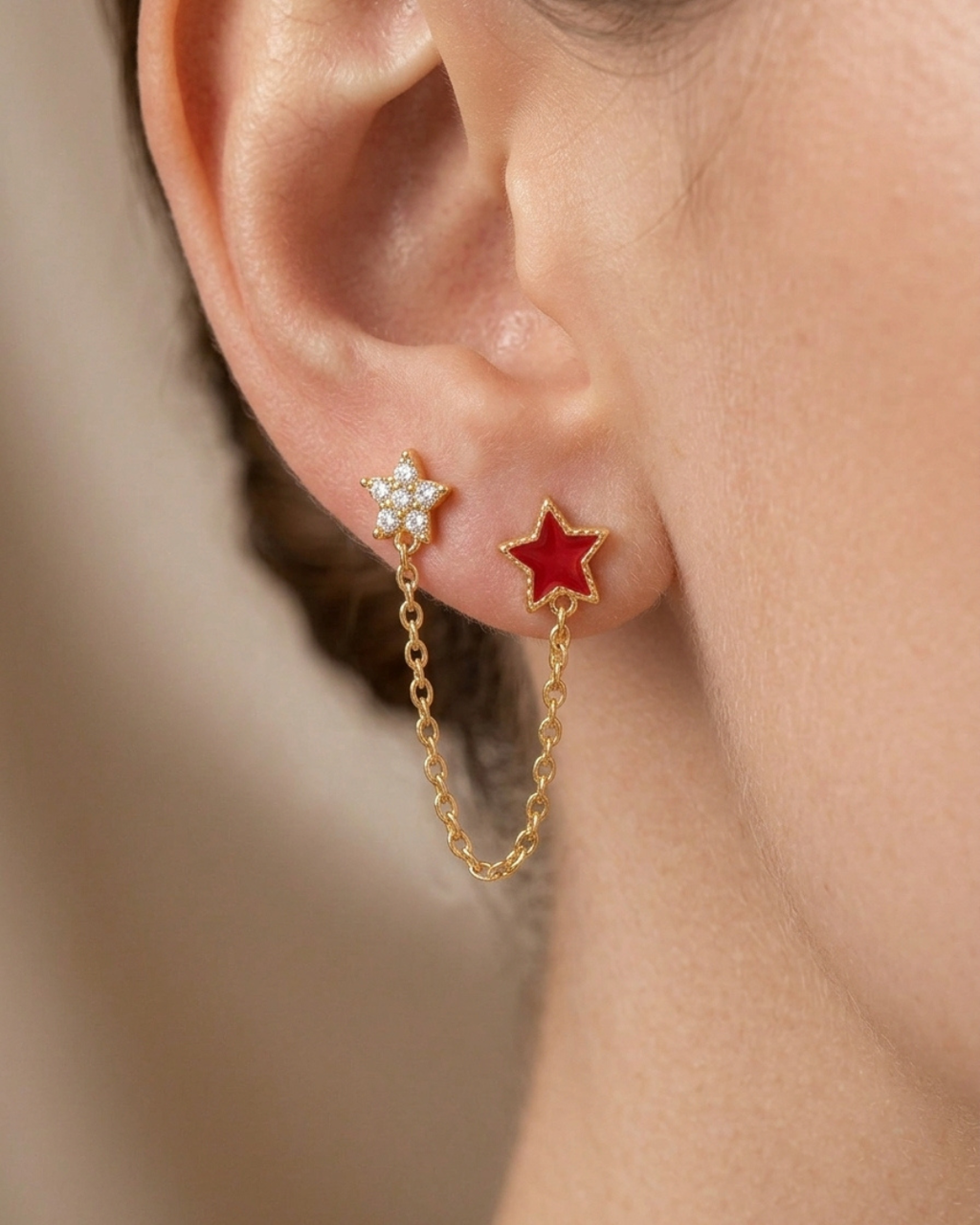 Star Chain Push & Pull Lock Earrings Gold Plated