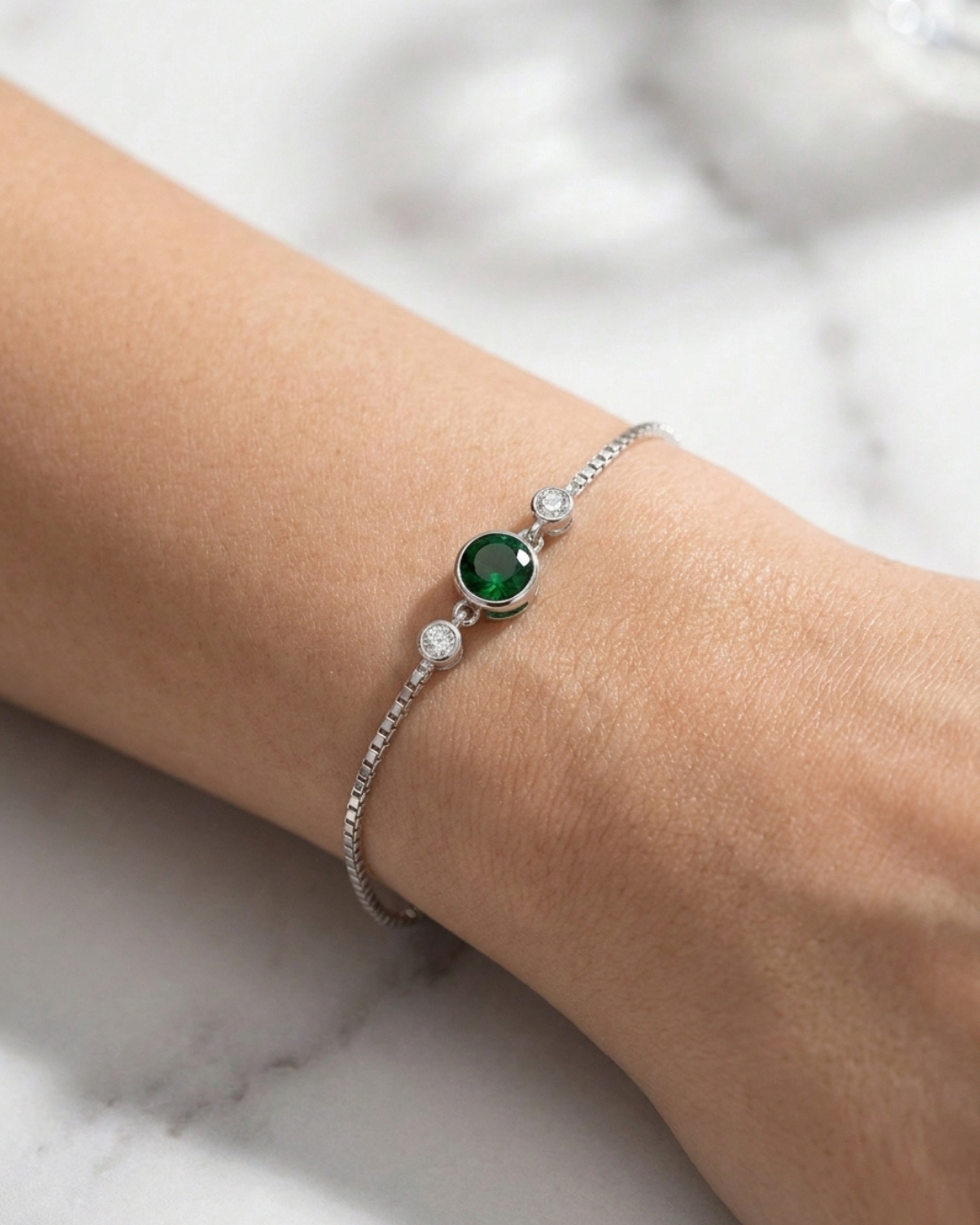 Esme Emerald Minimalist Bracelet