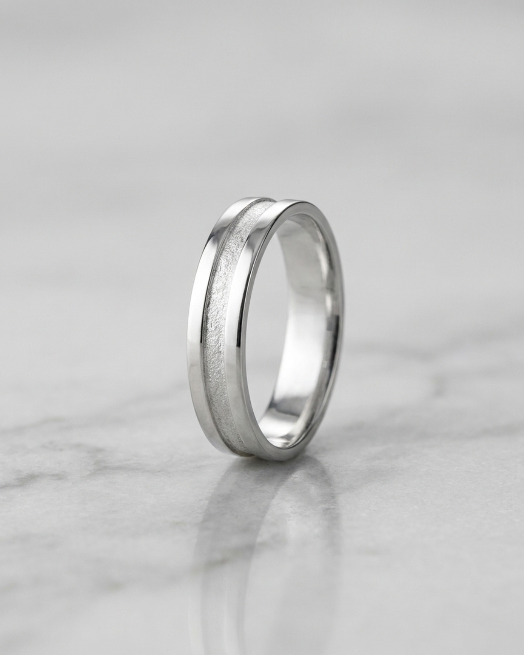 Titan Sandblasted Center Silver Dibla Ring