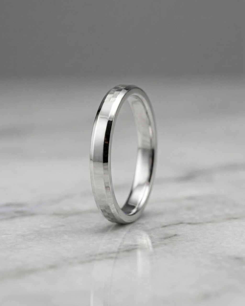 Checkered Beveled Dibla Ring Sterling Silver