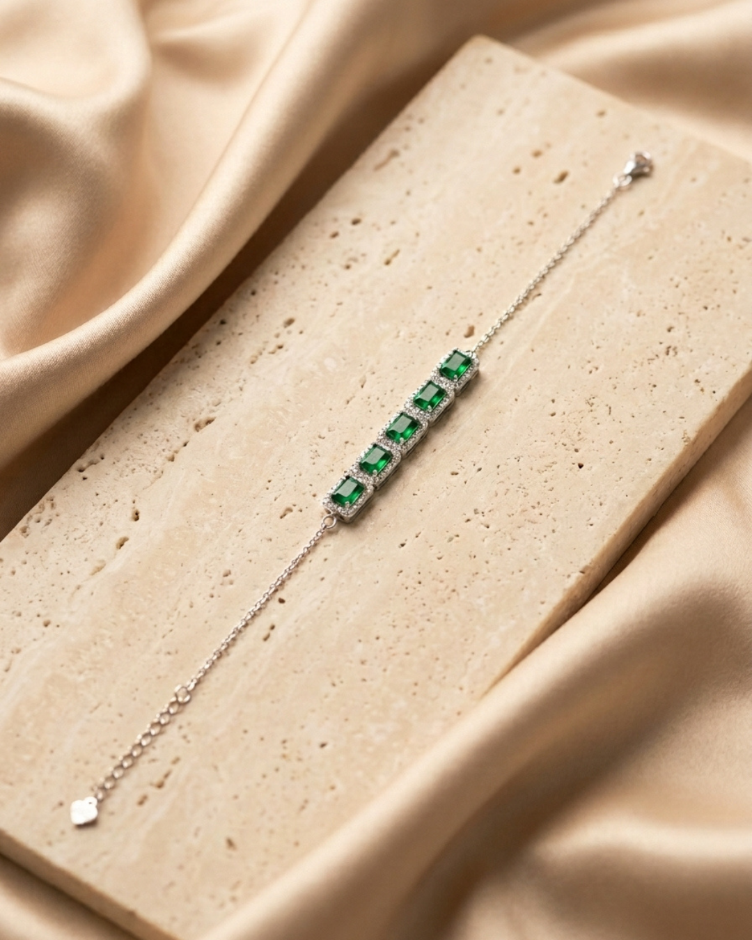 Emerald Elegant Bracelet