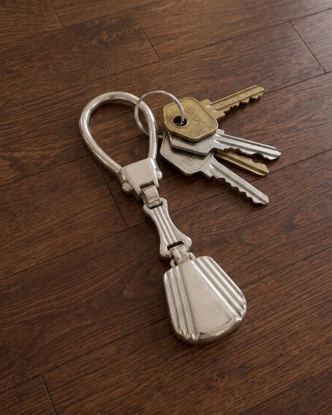Art Deco Fluted Shield Pure Silver Keychain