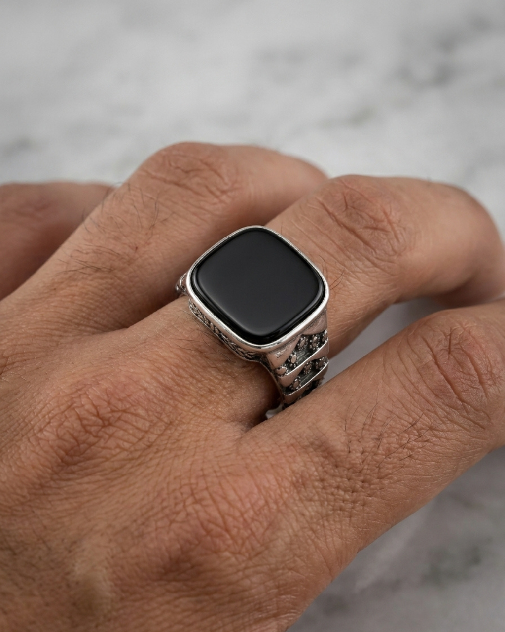 Legacy Obsidian Crest Ring