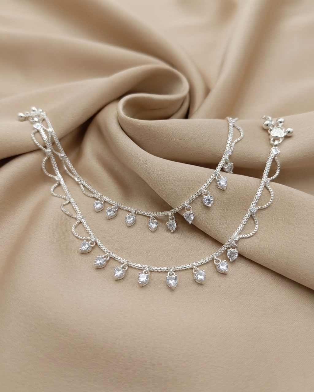 Romantic Crystal Heart Scalloped Silver Payal