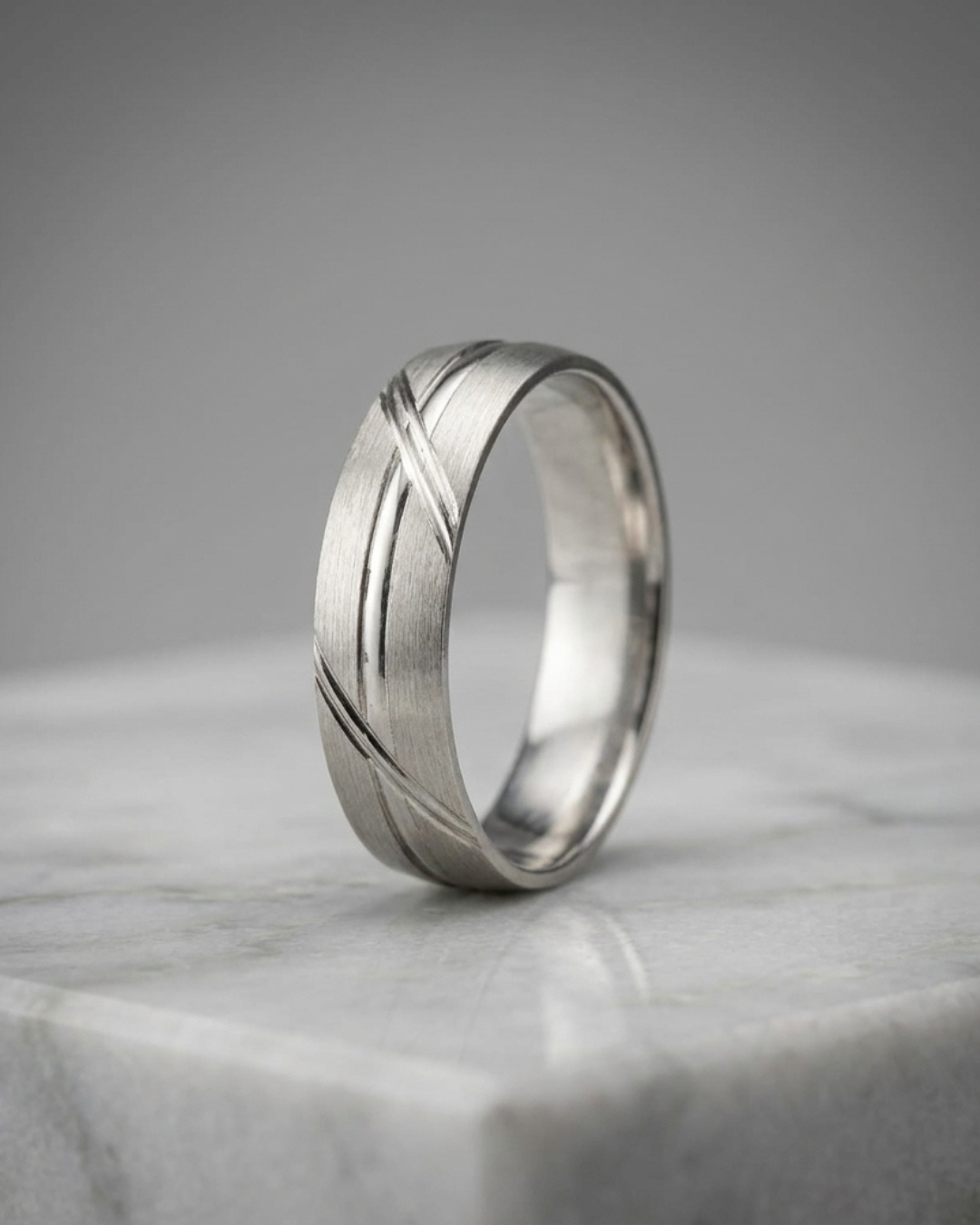 Titan Cross Etched Men’s Dibla Ring