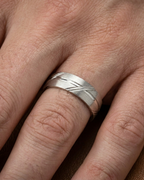 Titan Cross Etched Men’s Dibla Ring