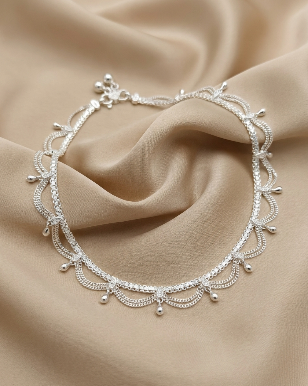 The Luminous Scallop Traditional Silver Payal