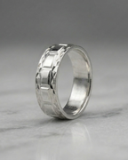 Vanguard Prism Textured Men’s Dibla Ring