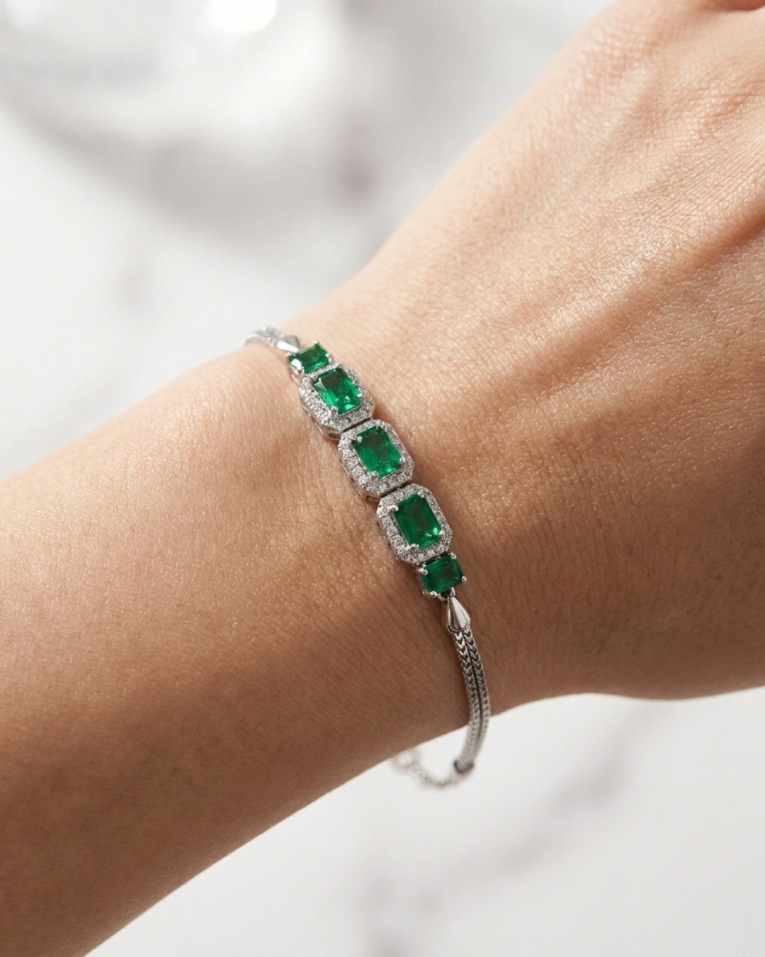 Royal Emerald Velvet  Bracelet