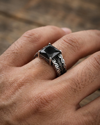 The Onyx Vine Sovereign