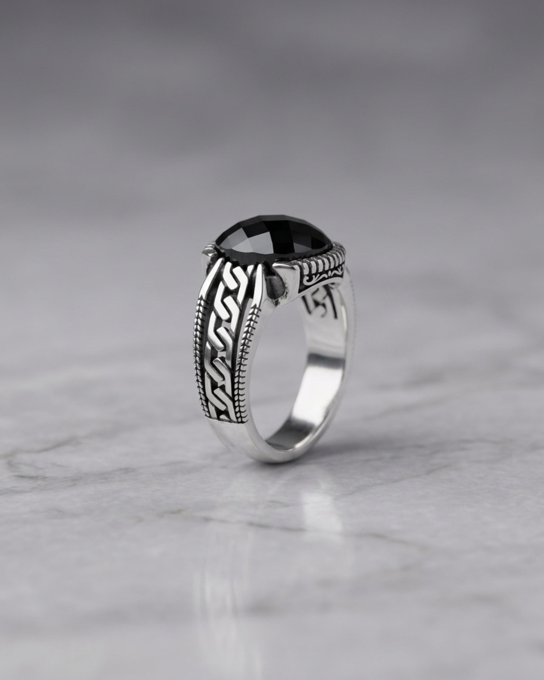 Onyx Pebble Guard Ring