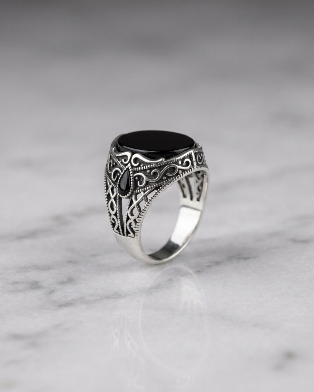 Imperial Onyx Filigree Tear Ring