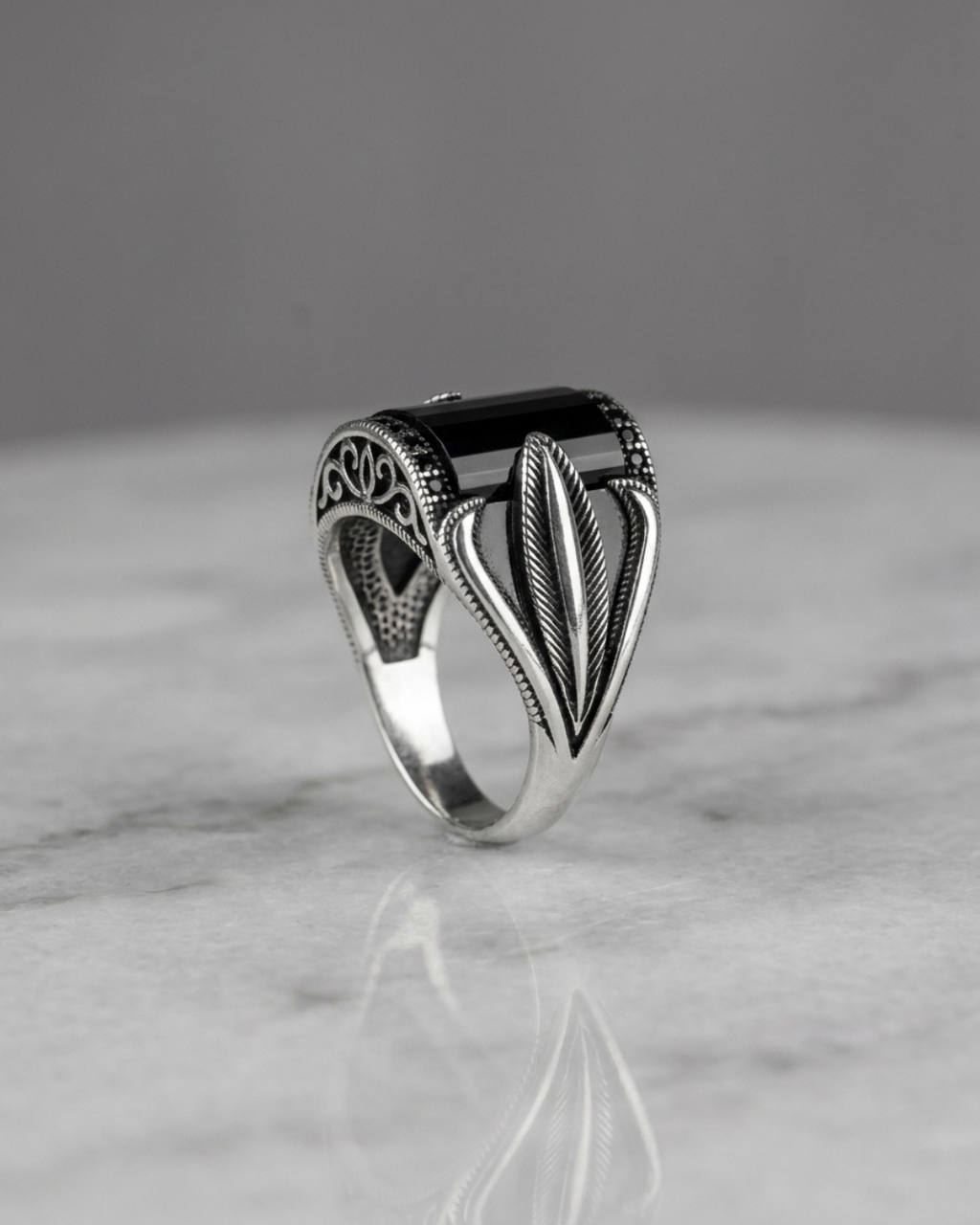 Sovereign Obsidian Plumage Ring