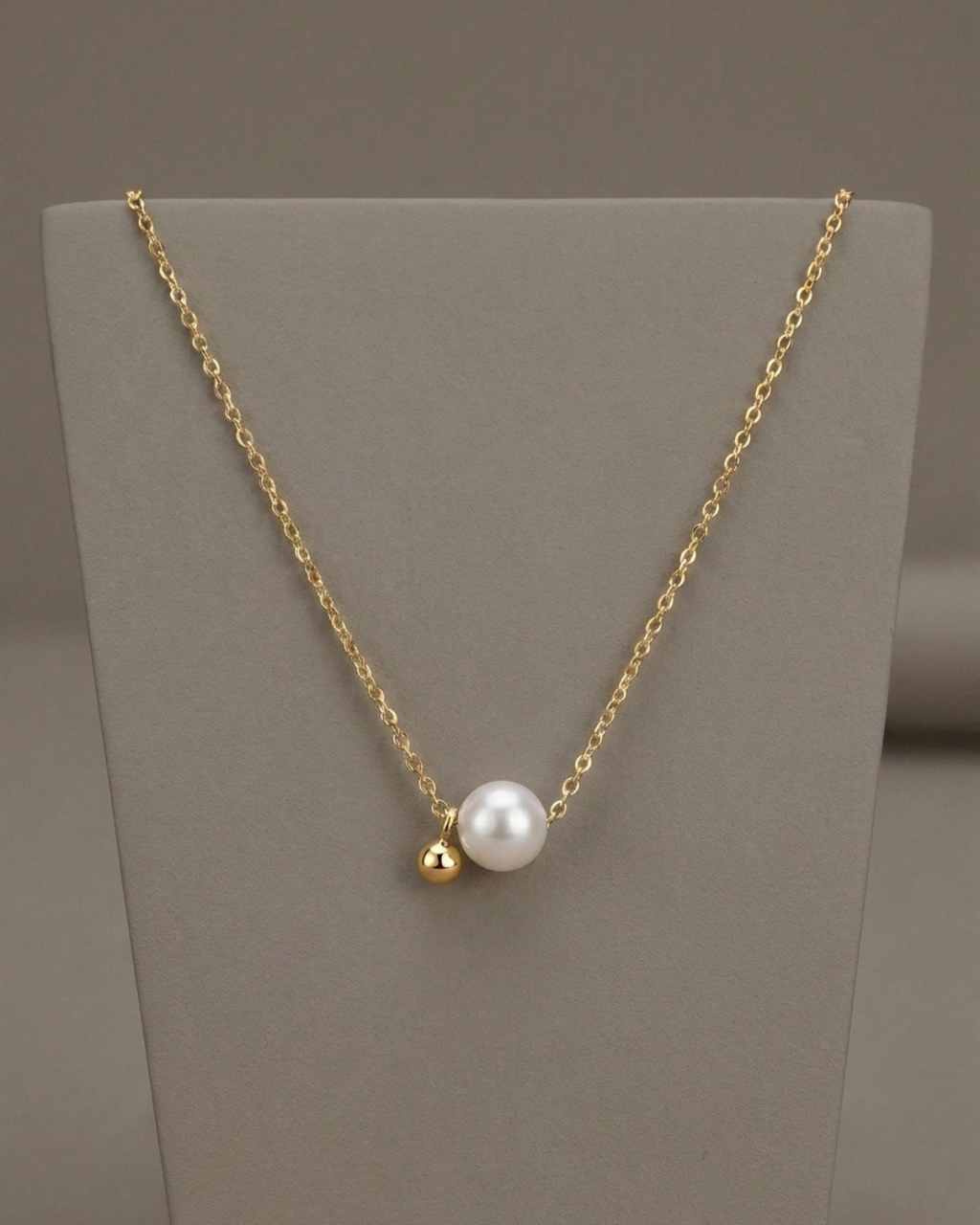 Pearl Charm Women's Necklace Gold Plated