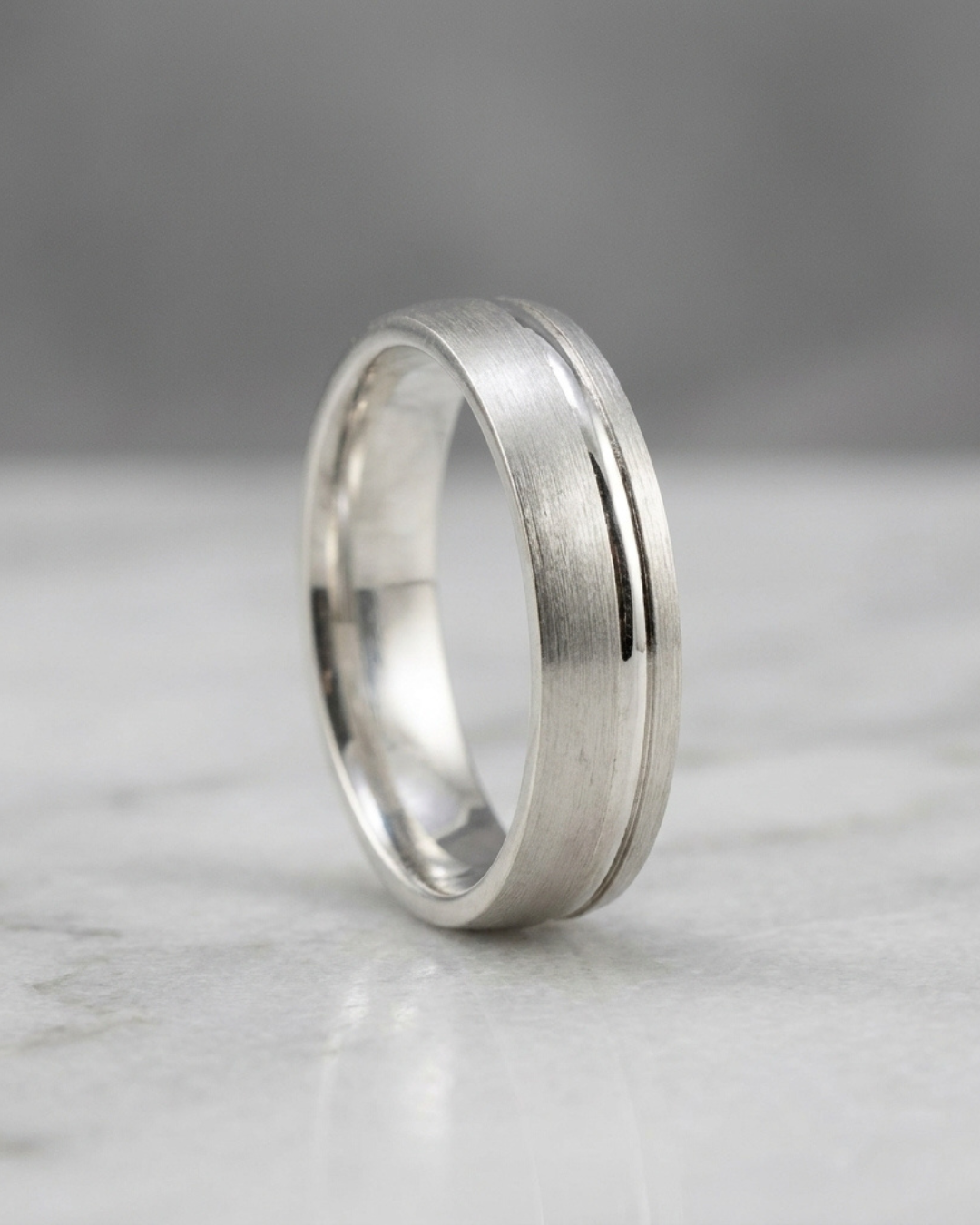 Linear Brushed Men’s Dibla Ring