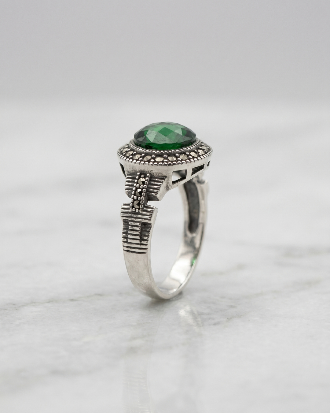 The Emerald Zenith Step Signet