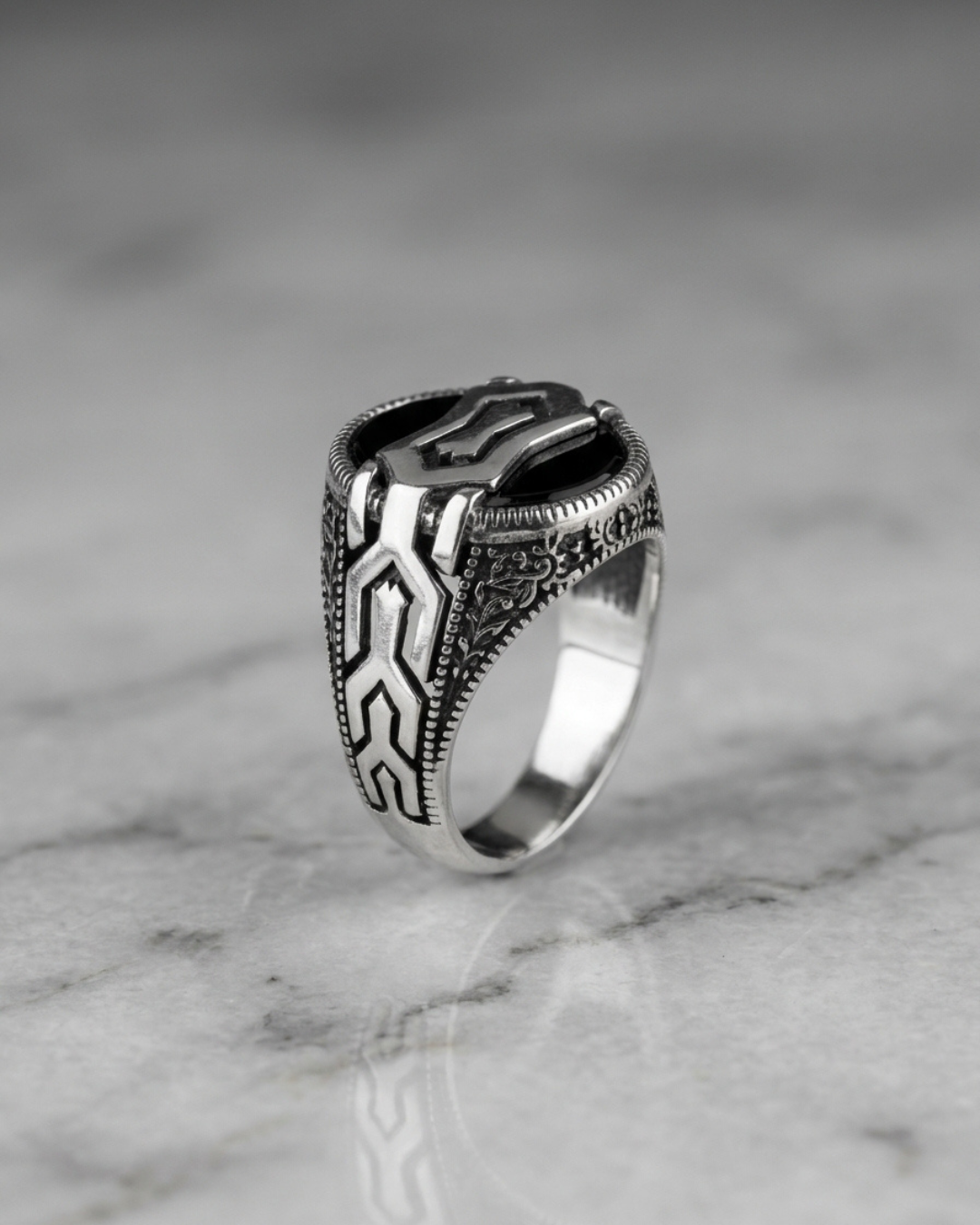 Imperial Onyx Fortress Armour Ring