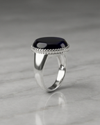The Riviera Sapphire Oval