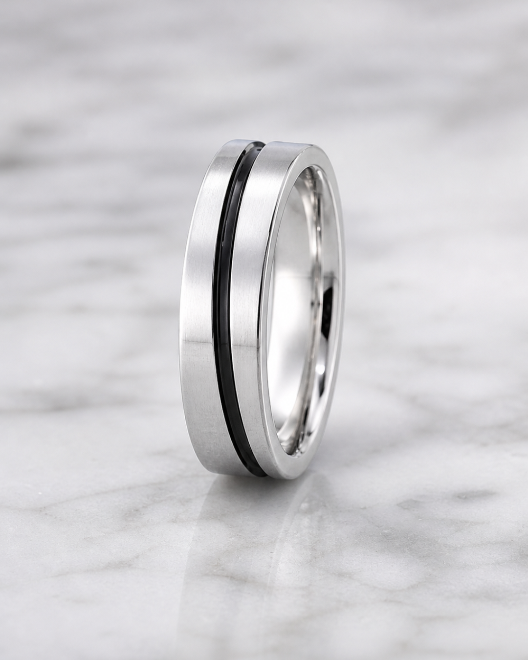 Onyx Stripe Brushed Silver Men’s Dibla Ring