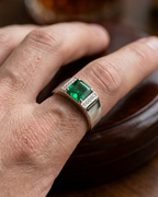 Firenze Emerald Riviera Signet Ring