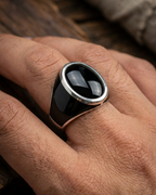 The Milano Onyx Monochrome