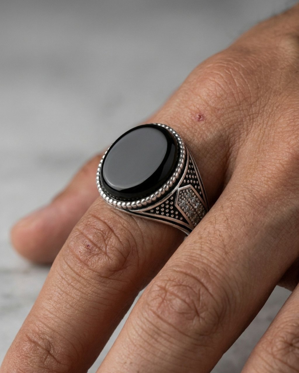 Venice Onyx Pavilion Ring