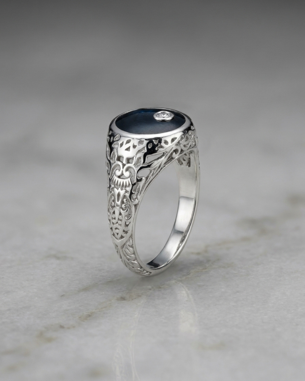 Venice Aurelia Filigree Signet Ring