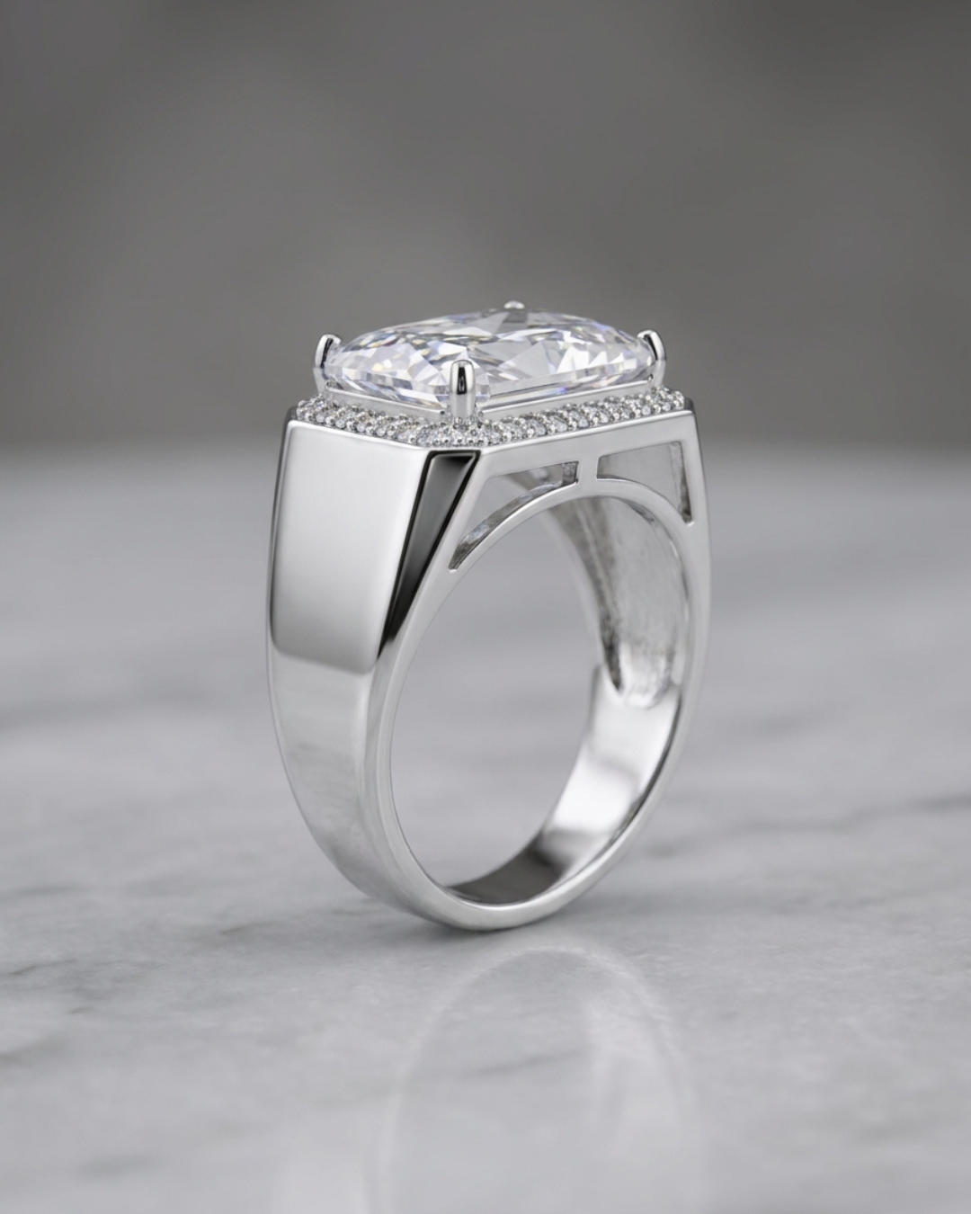 Roma Radiant Prestige Ring
