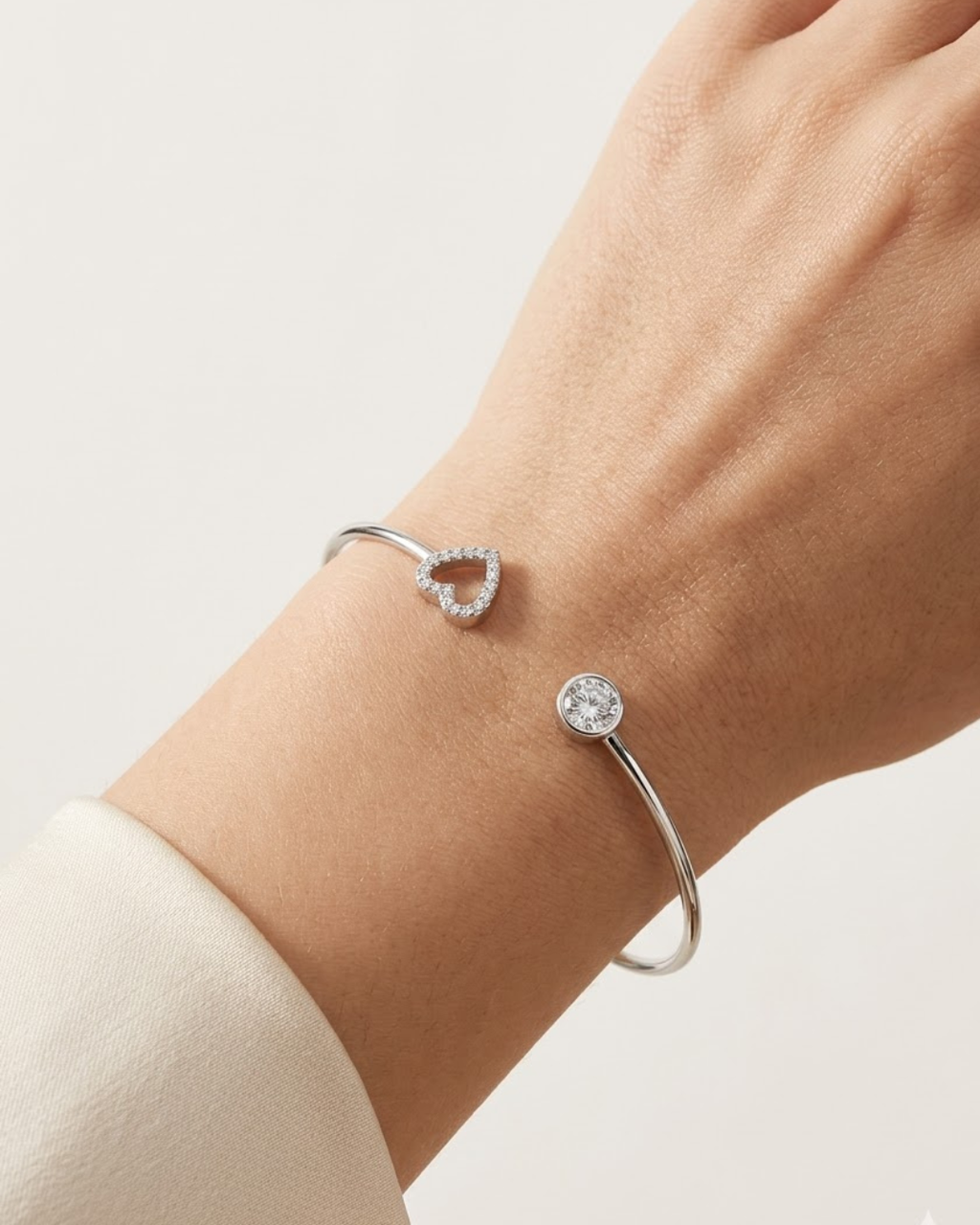 Heart Solitaire Open Bangle Sterling Silver