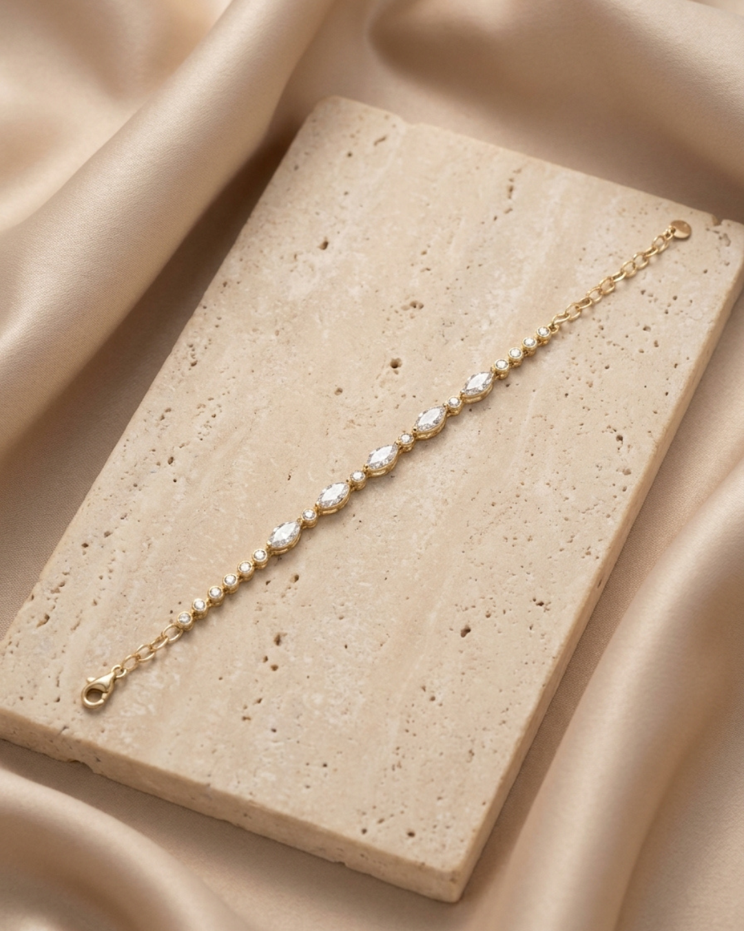 Luminous Marquise Dewdrop Bracelet