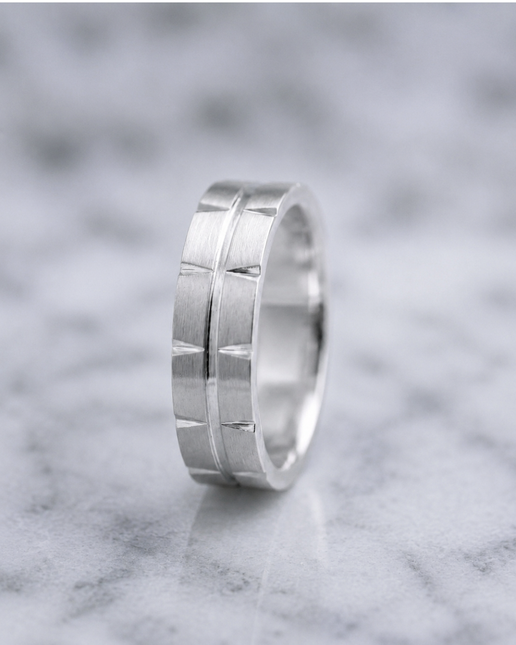 Vanguard Notch Textured Men’s Dibla Ring