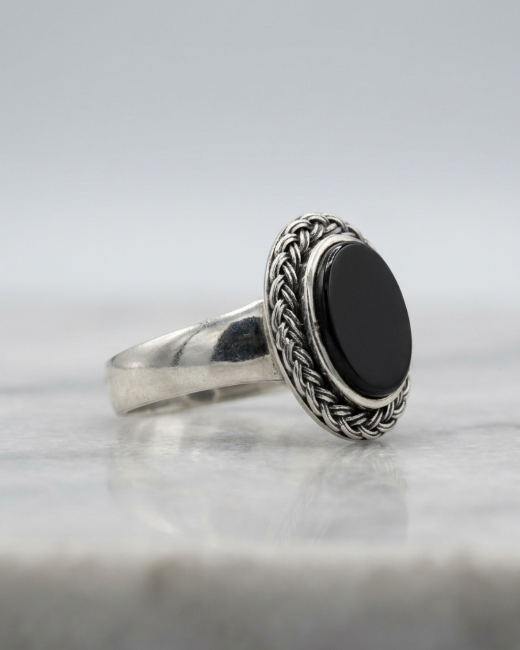Heritage Braided Oval Men's Ring