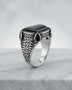 The Onyx Sovereign Signet