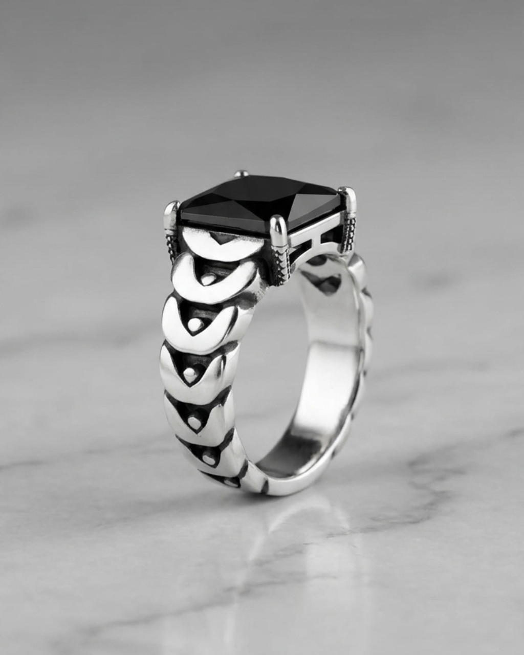 Midnight Talon Armour Ring
