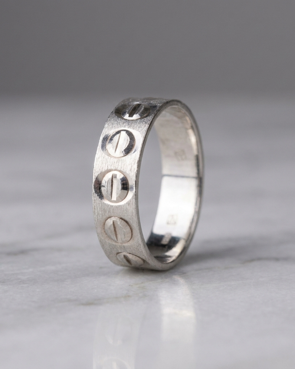 Frost Textured Men’s Dibla Ring with Inset Stones