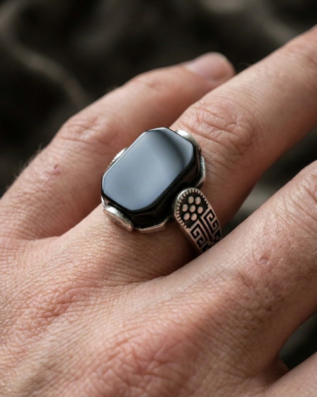The Labyrinth Onyx Signet