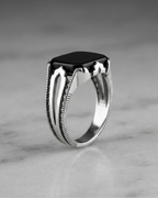 Vanguard Onyx Pillar Ring
