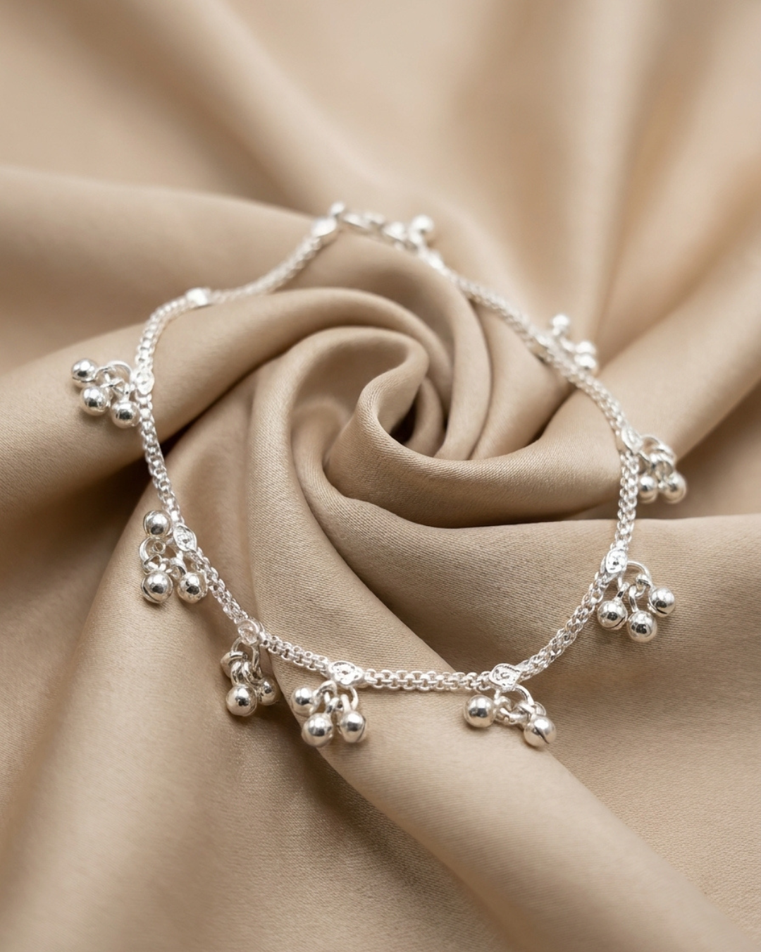 Classic Heritage Chased Ghungroo Anklet