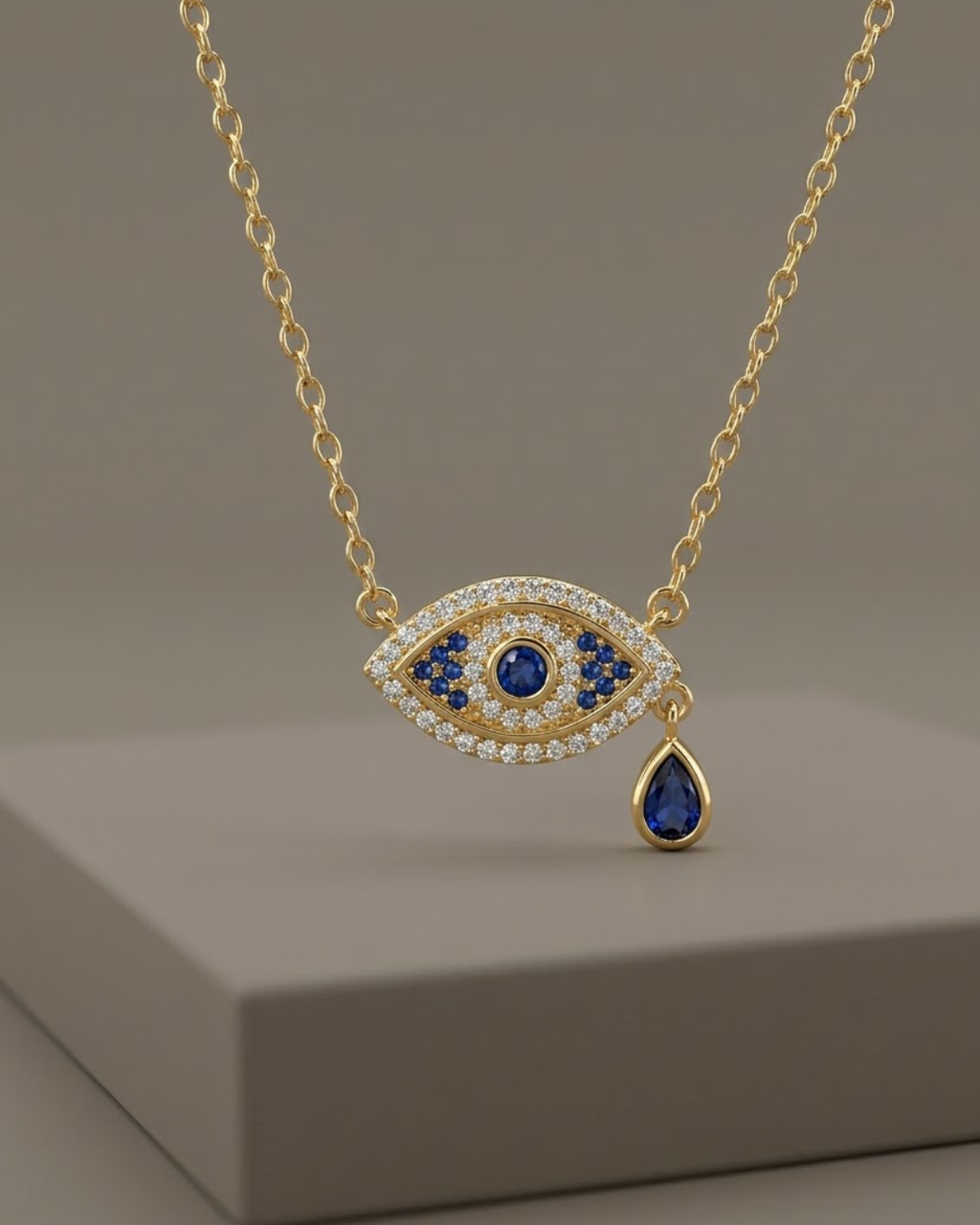 قلادة عين الحسد من الفضة الإسترليني