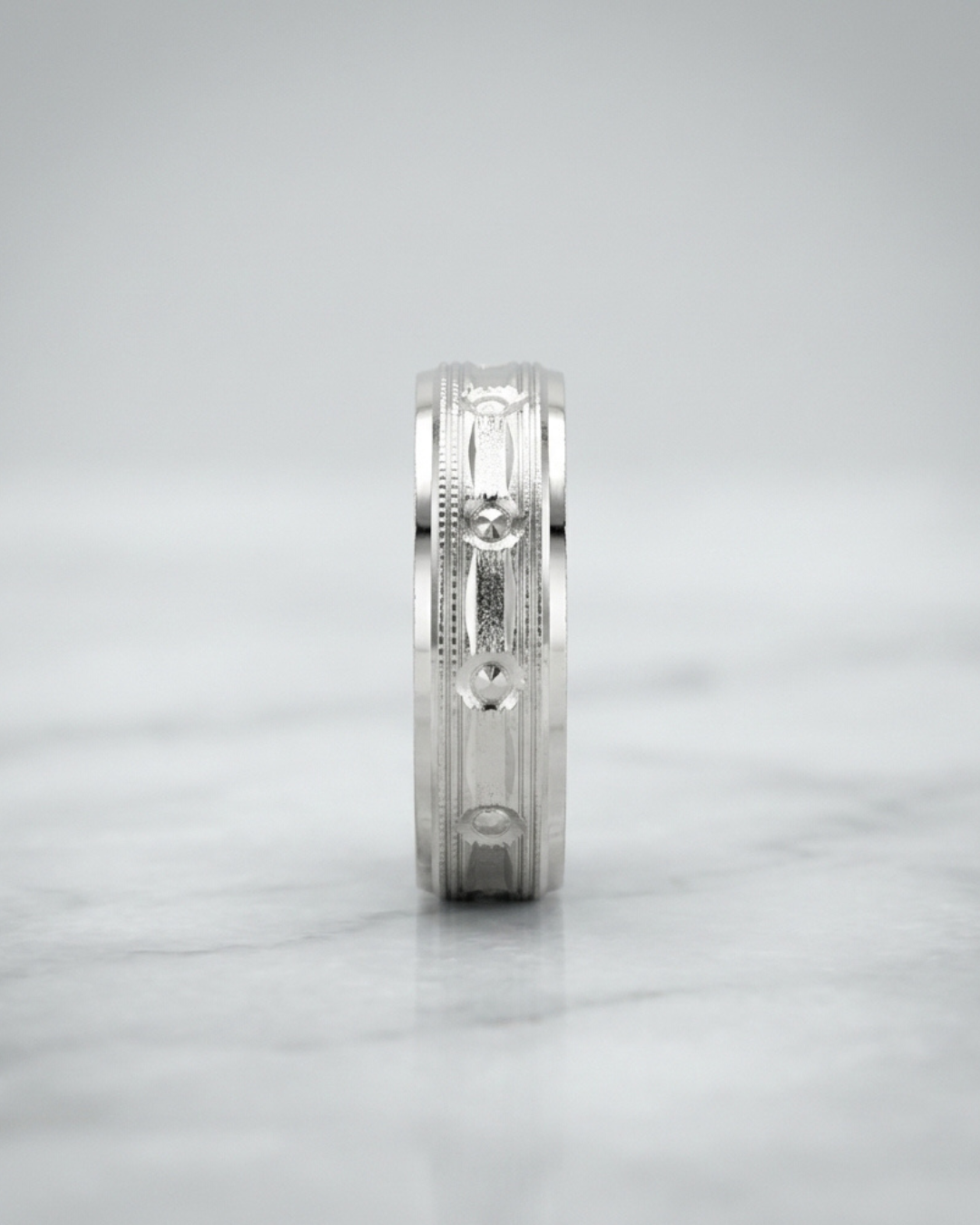 Artisan Textured Men’s Dibla Ring in 925 Silver