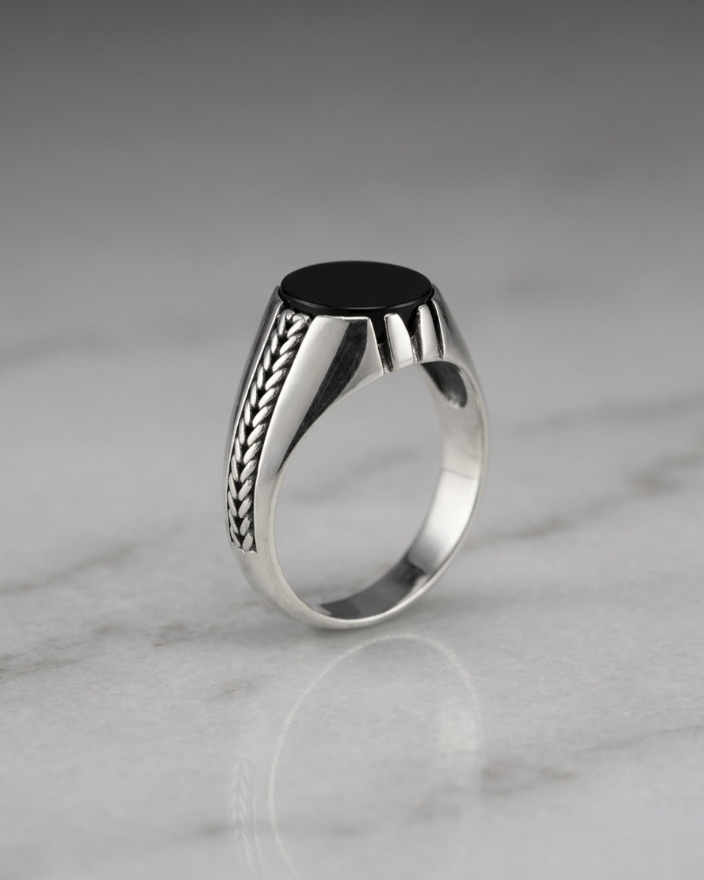 The Valor Braided Signet