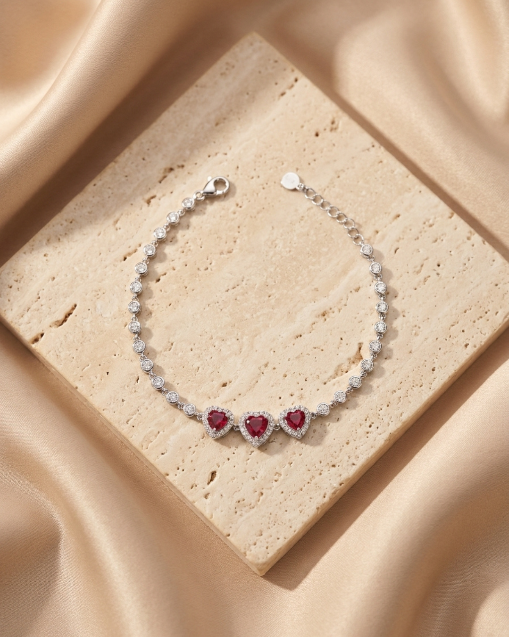 Scarlet Amore Bracelet