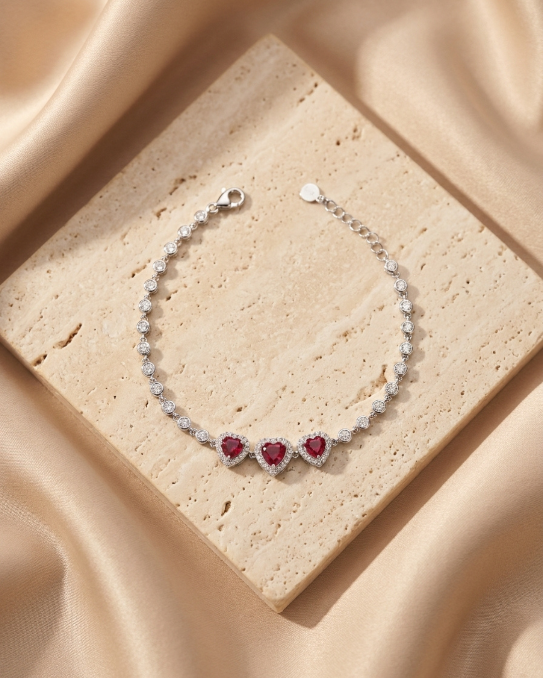 Scarlet Amore Bracelet
