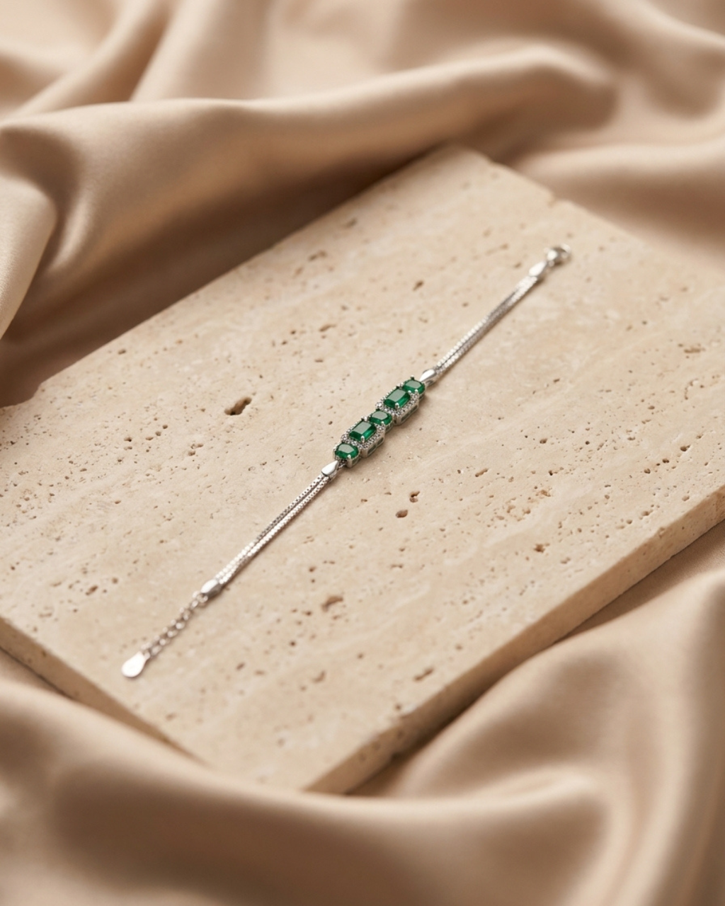 Royal Emerald Velvet  Bracelet