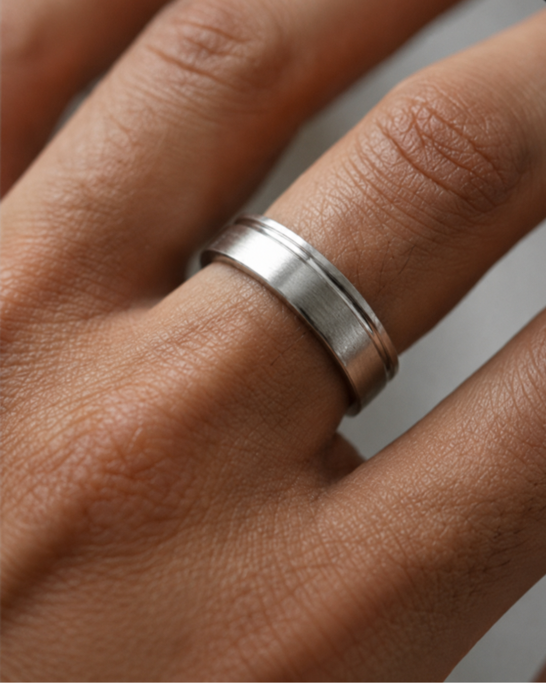 Sleek Linear Brushed Men’s Dibla Ring